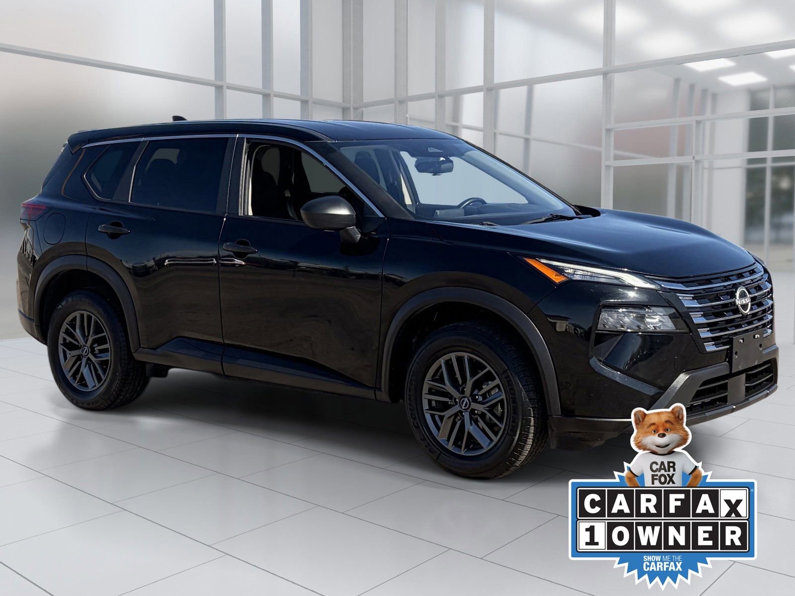 Used 2024 Nissan Rogue S image 8