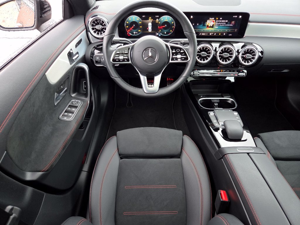 Certified 2023 Mercedes-Benz CLA 250 4MATIC image 24
