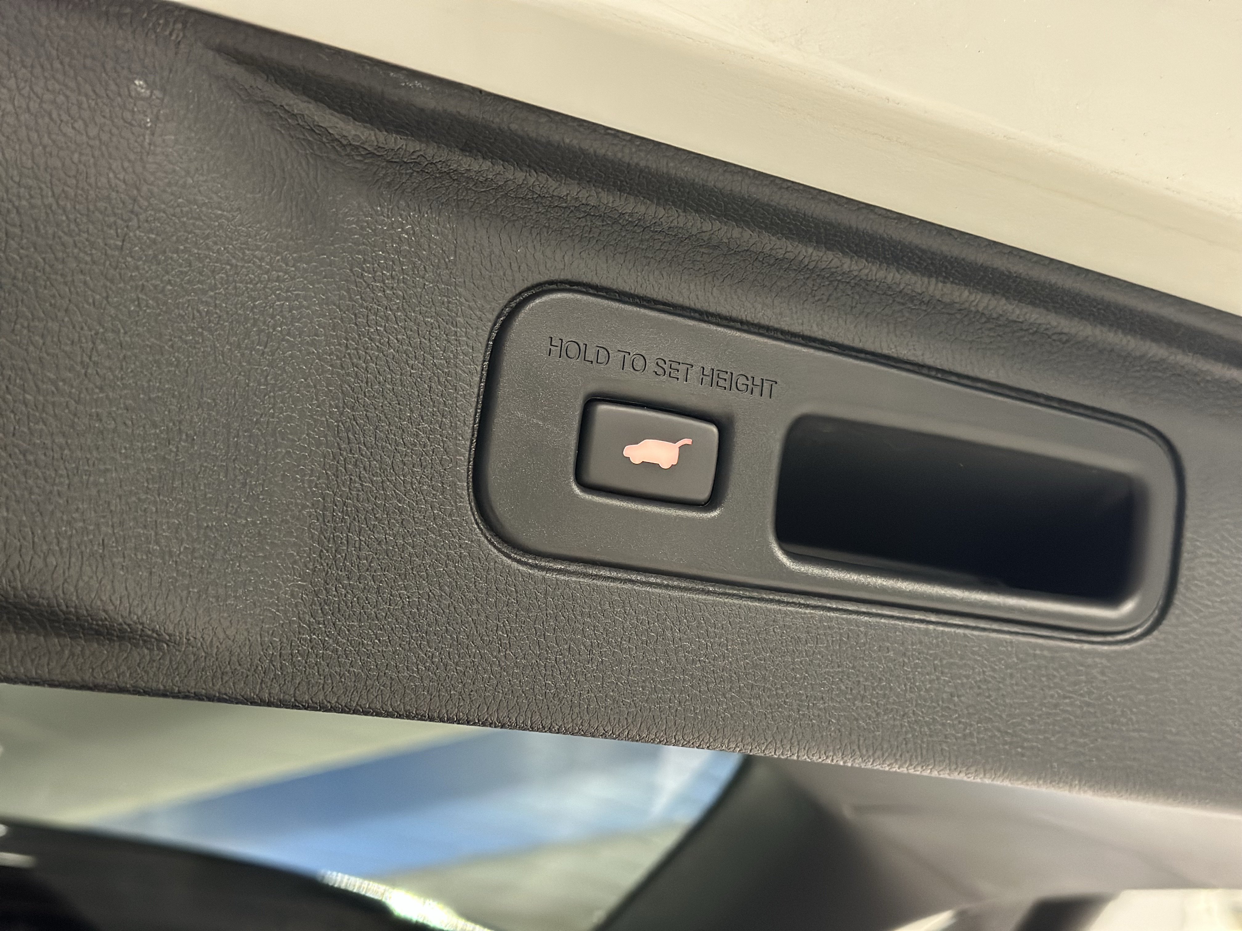 Used 2023 Honda Pilot Touring image 8