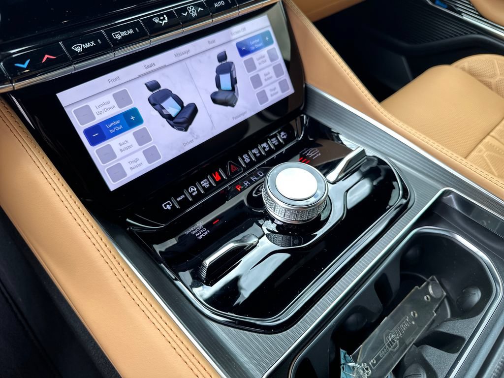 New 2026 Jeep Grand Wagoneer Summit AWD/4WD image 28