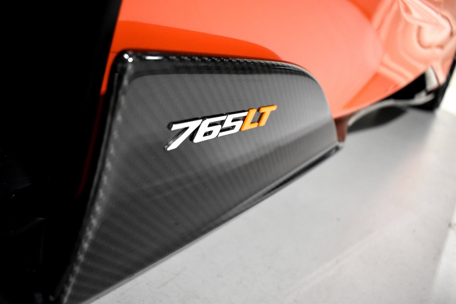 Used 2021 McLaren 765LT RWD image 19