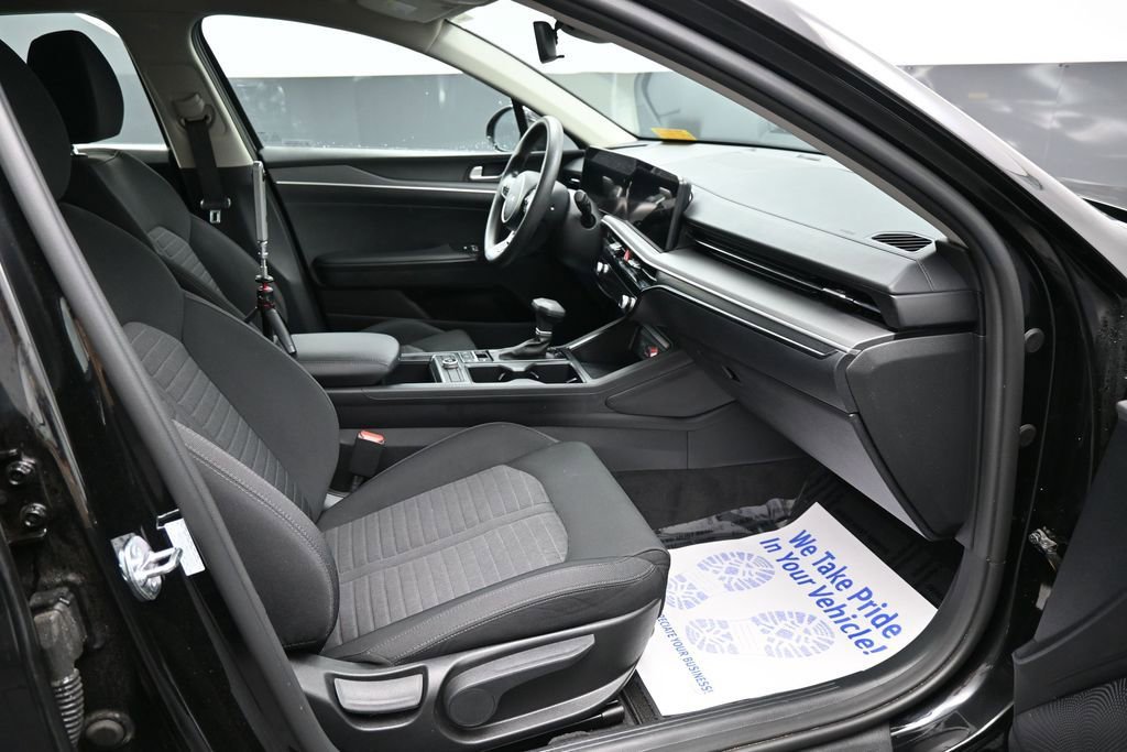 Used 2025 Kia K5 LXS FWD image 19