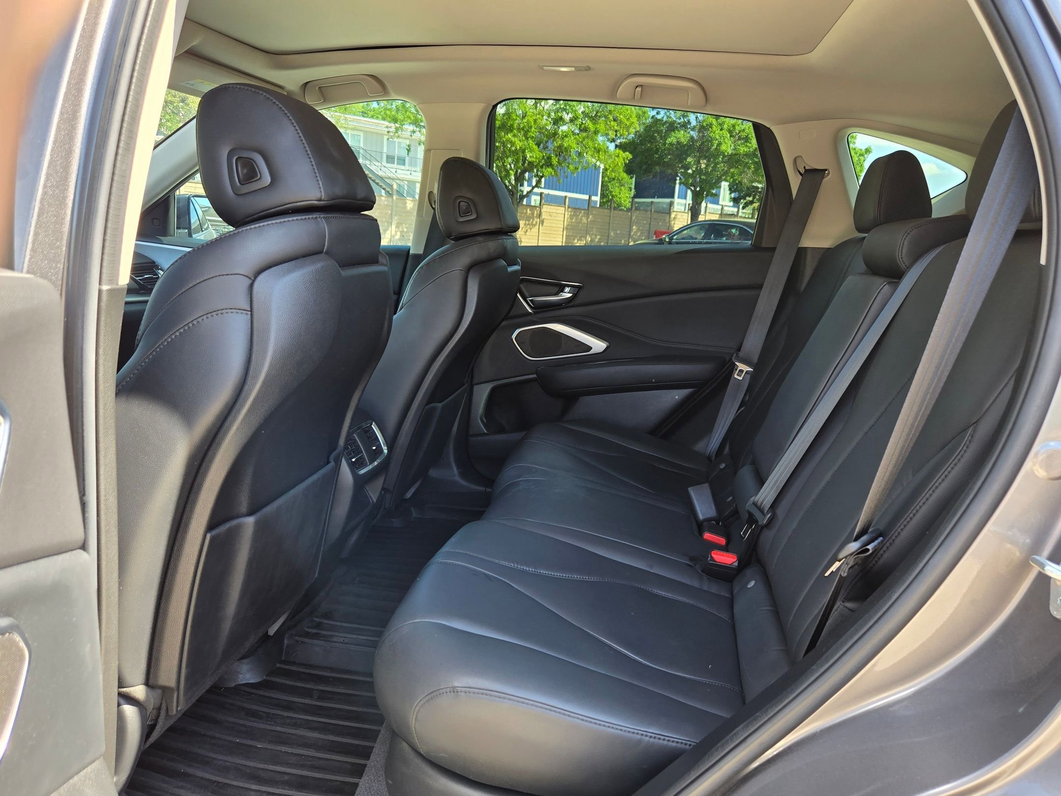 Used 2023 Acura RDX FWD image 16