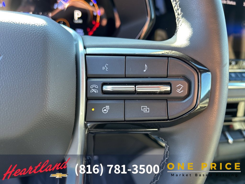 Used 2024 Chevrolet Colorado ZR2 w/ ZR2 Convenience Package III image 25