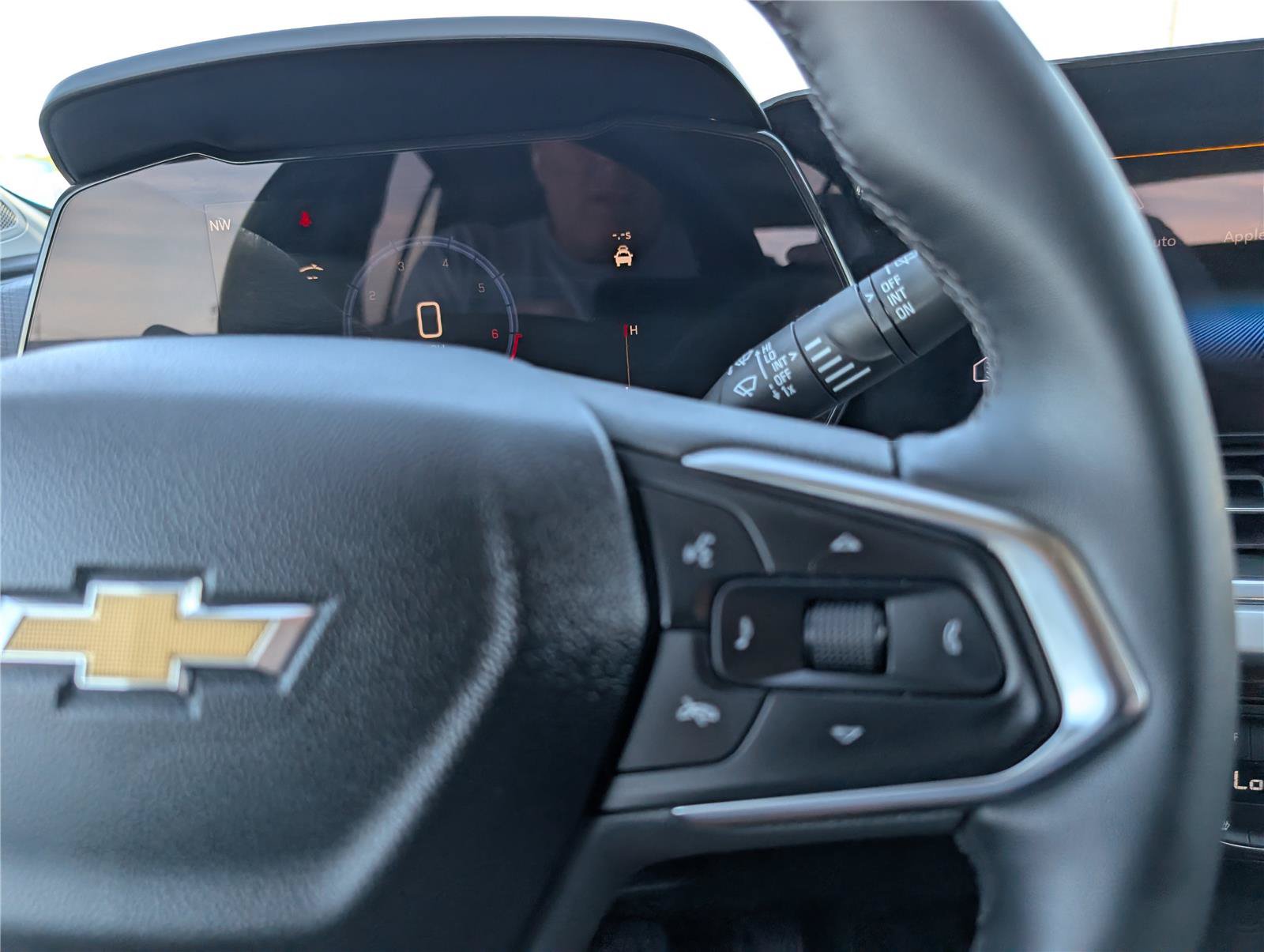 Used 2024 Chevrolet Trax LT w/ Driver Confidence Package FWD image 22
