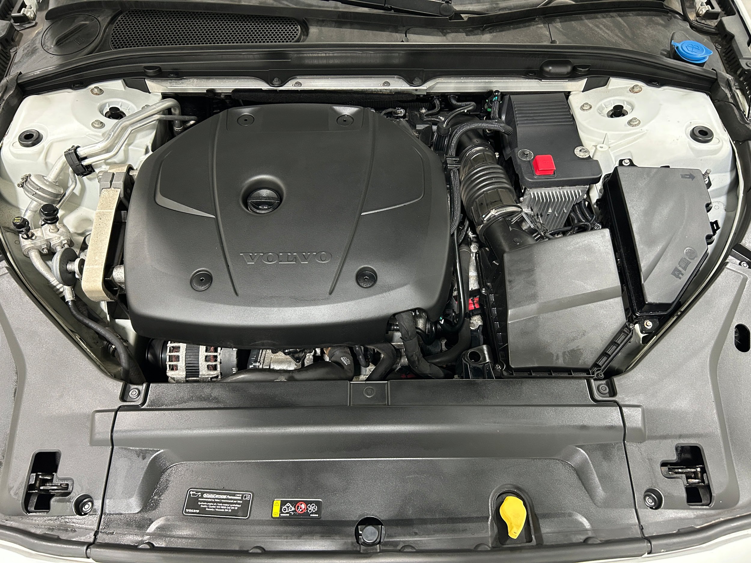 Used 2018 Volvo S90 T6 Inscription w/ Protection Package AWD/4WD image 18