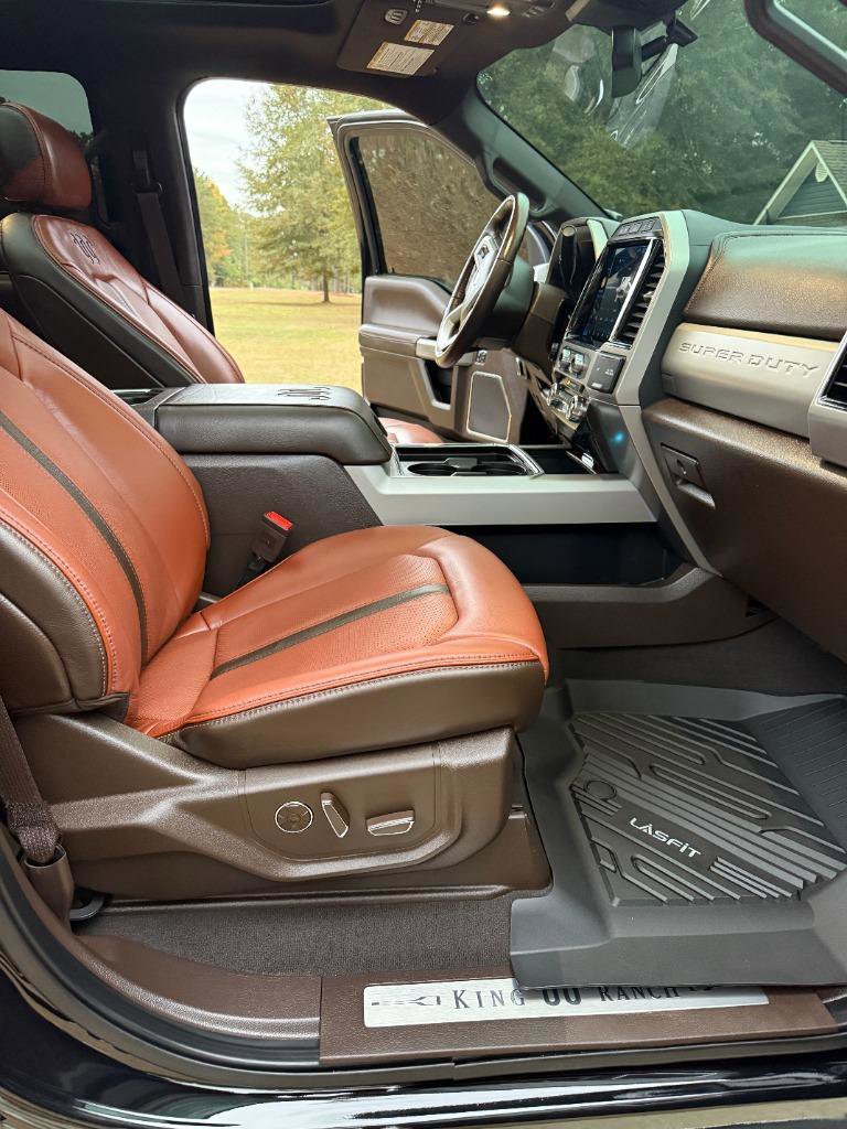 Used 2022 Ford F450 King Ranch w/ King Ranch Ultimate Package image 9