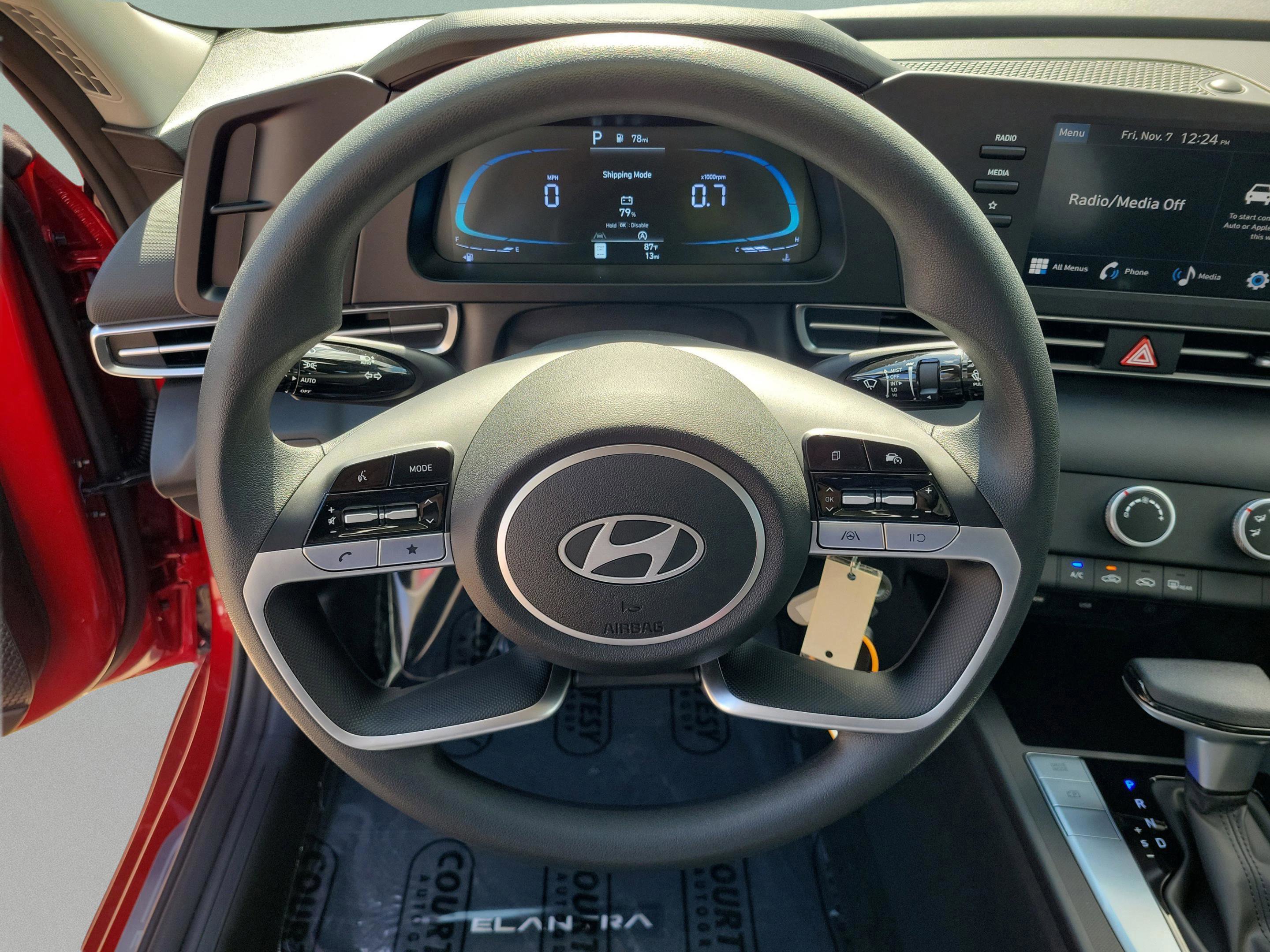 New 2026 Hyundai Elantra SE image 21