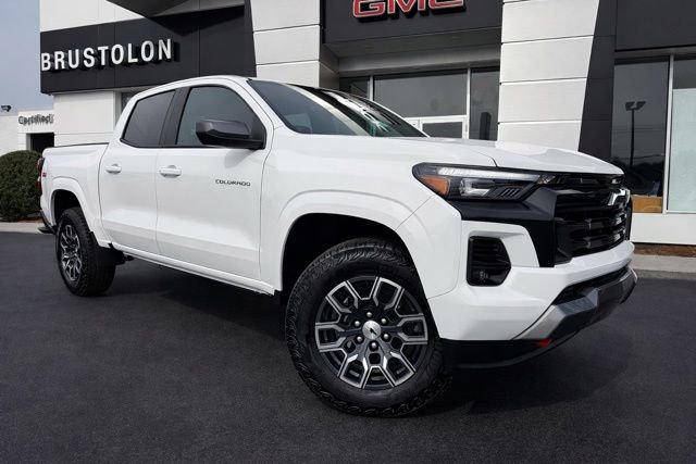 Used 2025 Chevrolet Colorado Z71 AWD/4WD image 8