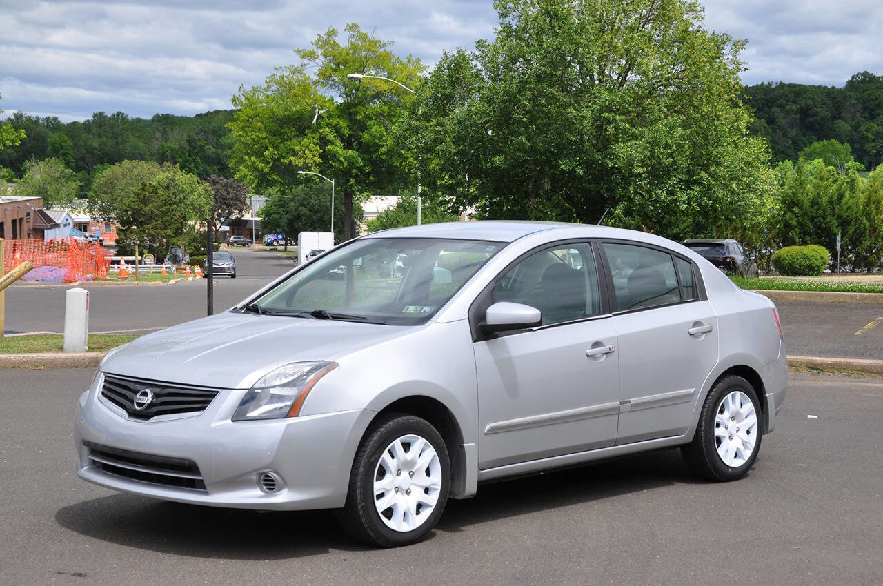 Used 2010 Nissan Sentra 2.0 S w/ Convenience Pkg FWD image 1