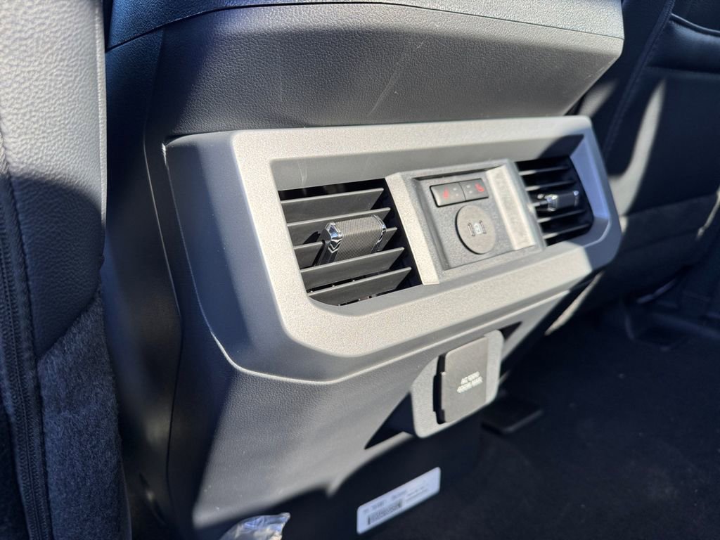 New 2026 Ford F250 Lariat image 20