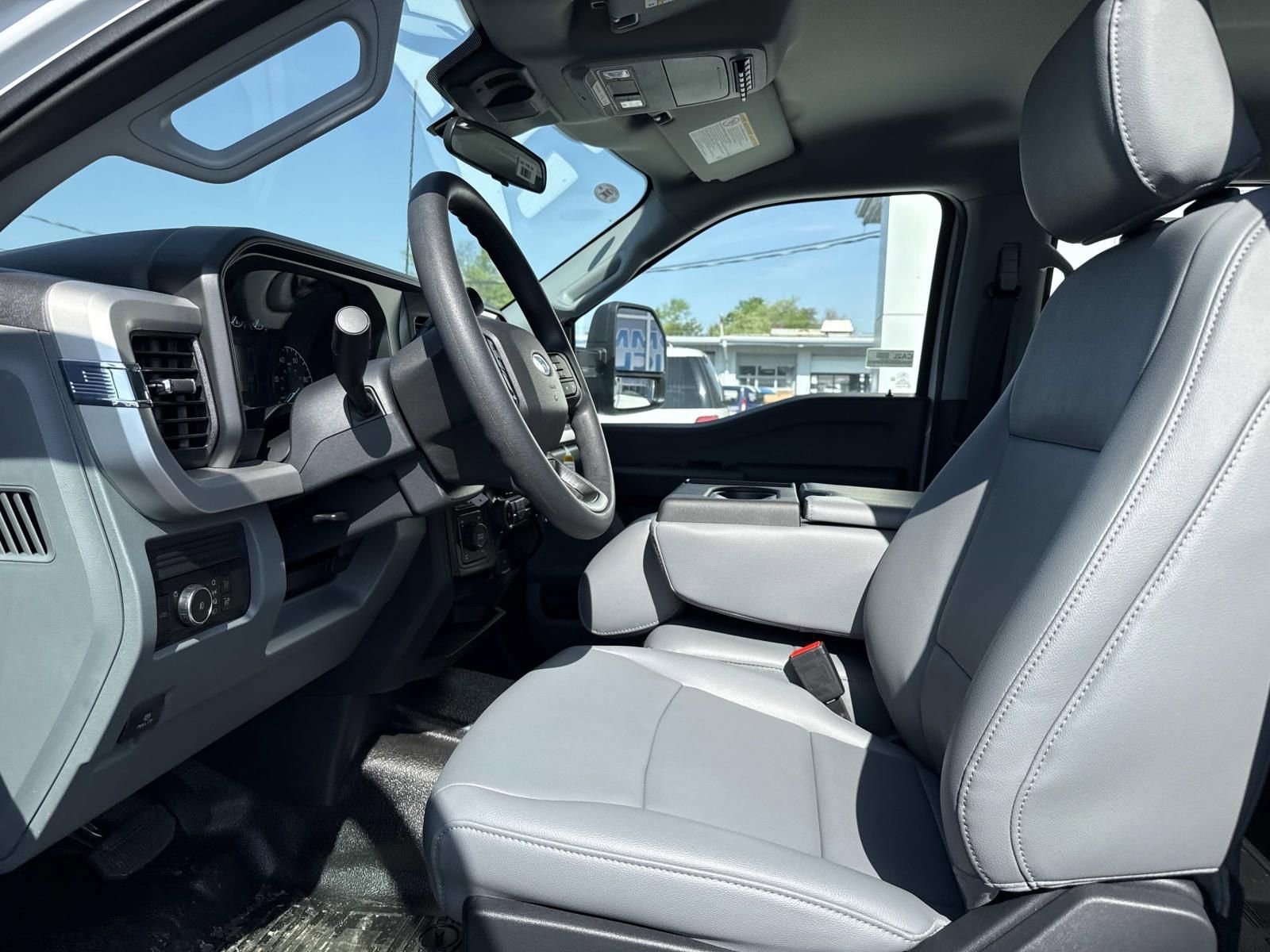 New 2026 Ford F250 XL w/ XL Chrome Package AWD/4WD image 10