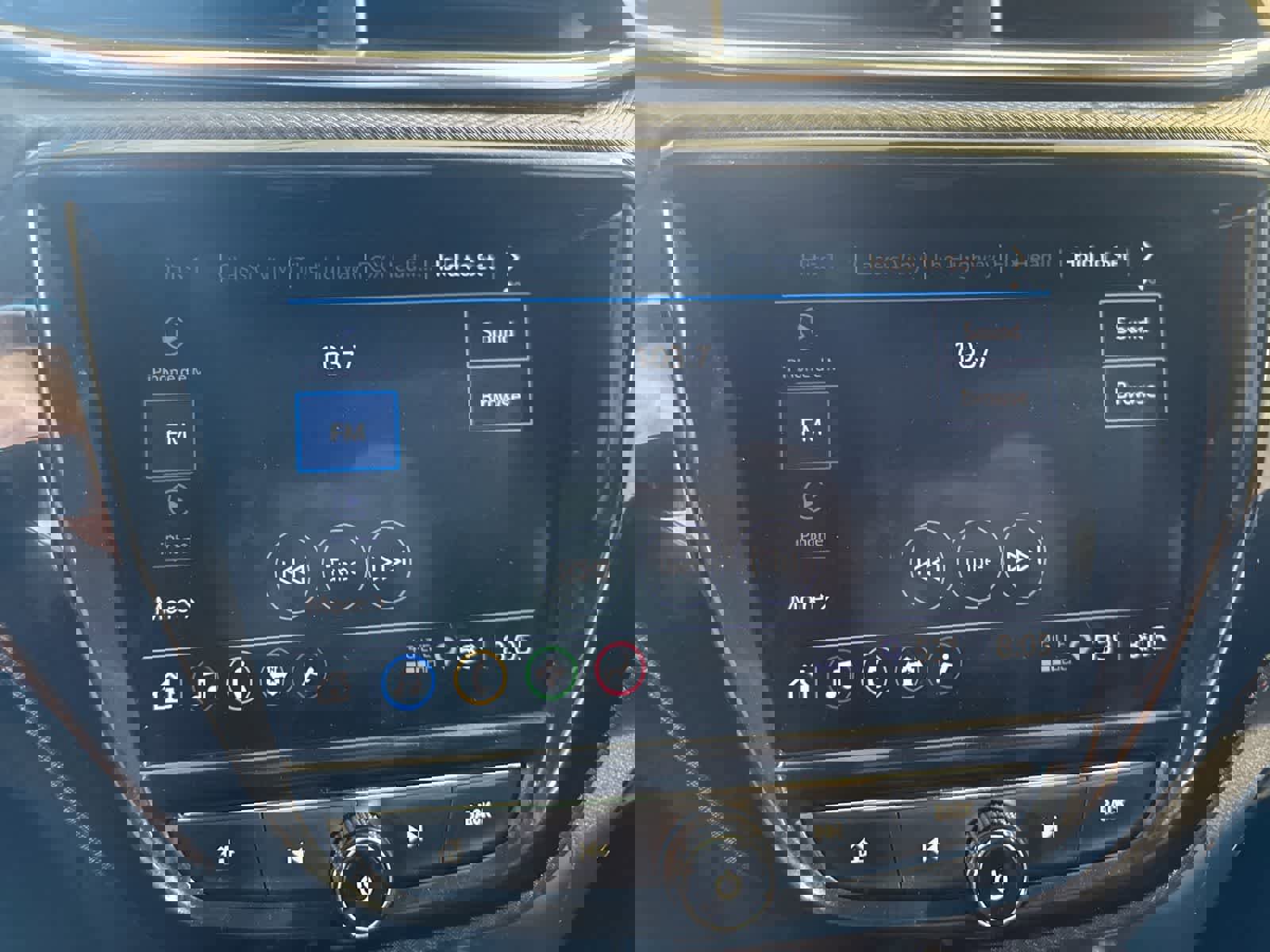 Used 2023 Chevrolet TrailBlazer RS w/ Convenience Package image 22