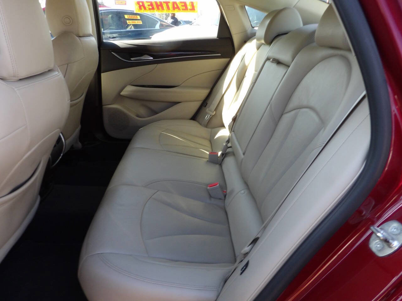 Used 2017 Buick LaCrosse Premium image 9