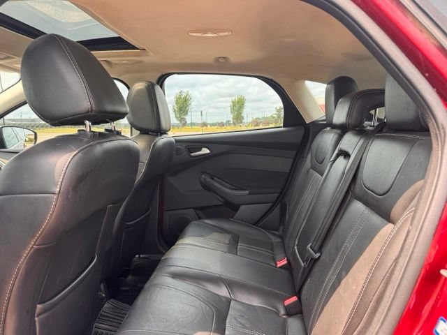 Used 2014 Ford Focus Titanium FWD image 31