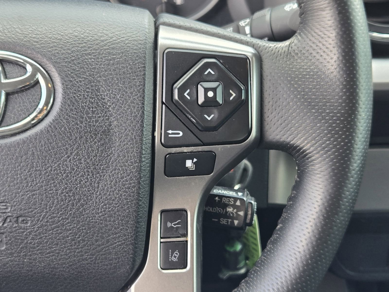 Used 2021 Toyota Tacoma SR5 image 26