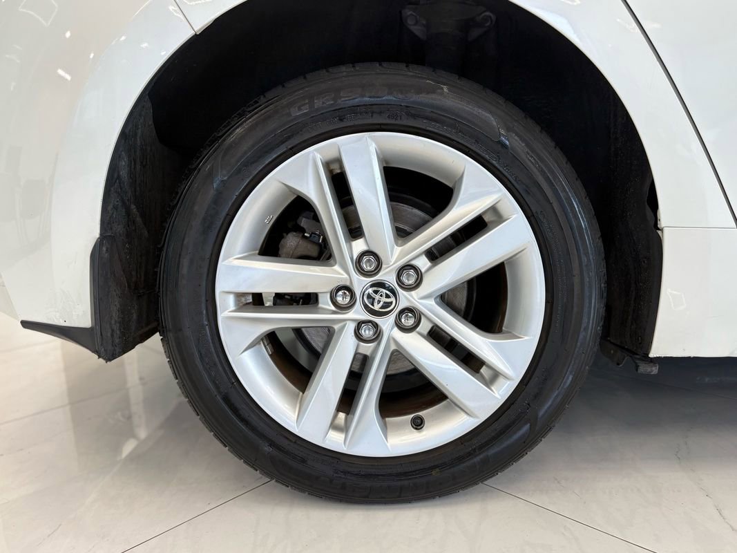 Used 2020 Toyota Corolla SE image 41