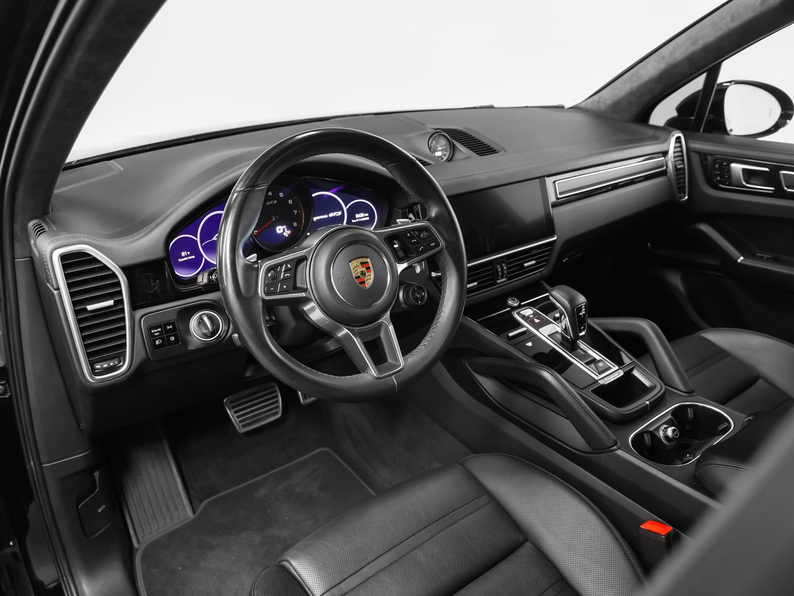 Certified 2021 Porsche Cayenne GTS AWD/4WD image 4