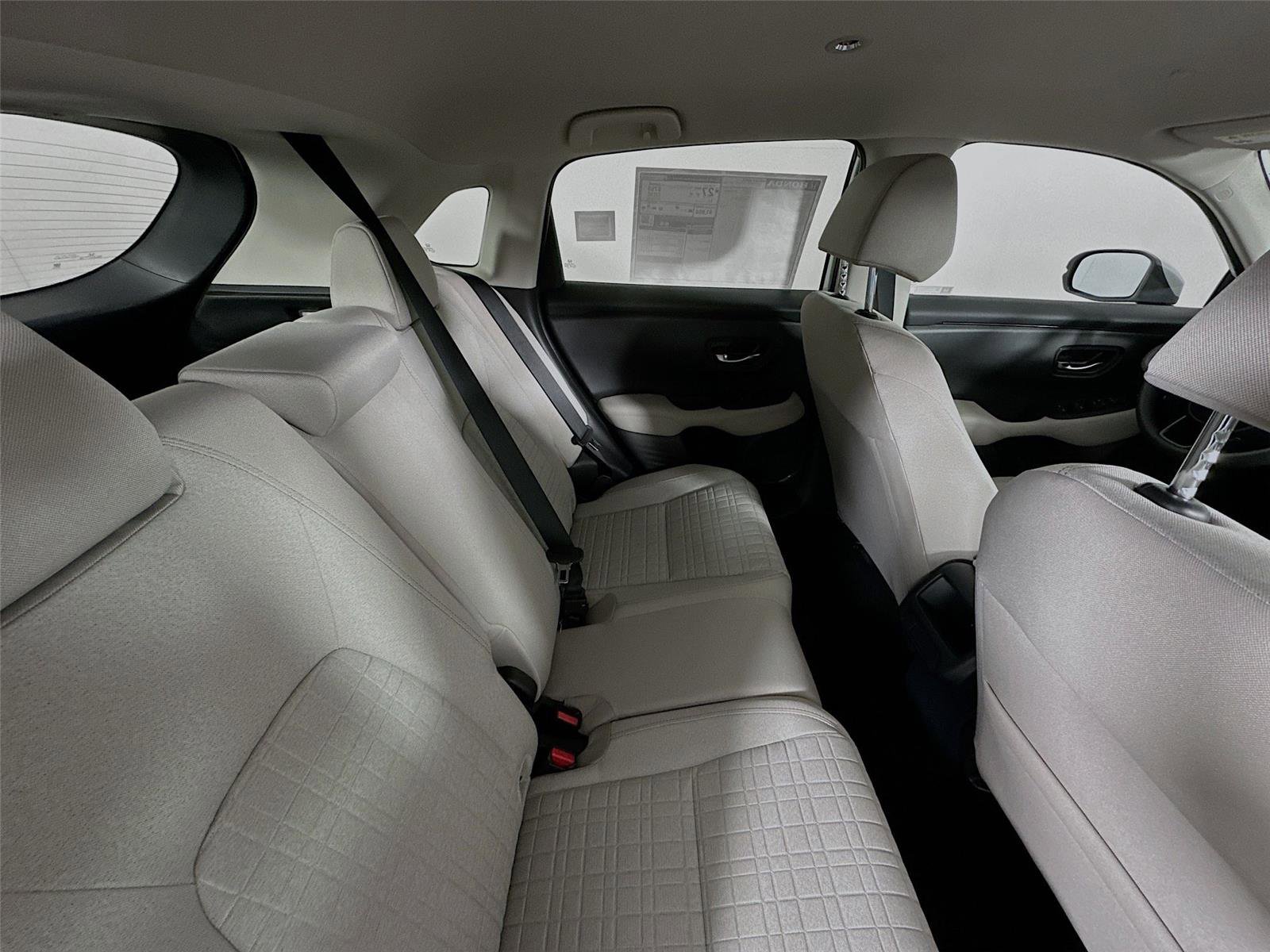 New 2026 Honda HR-V LX image 25