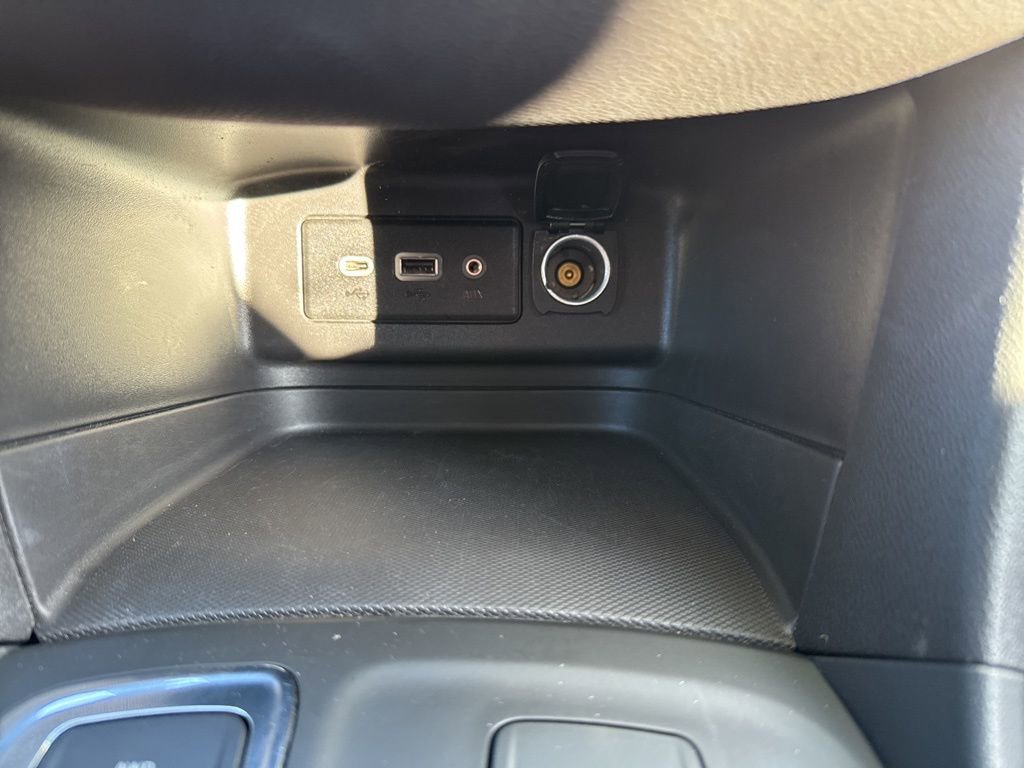 Used 2024 Chevrolet Equinox LT image 23