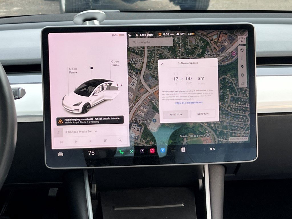 Used 2018 Tesla Model 3 Long Range image 23