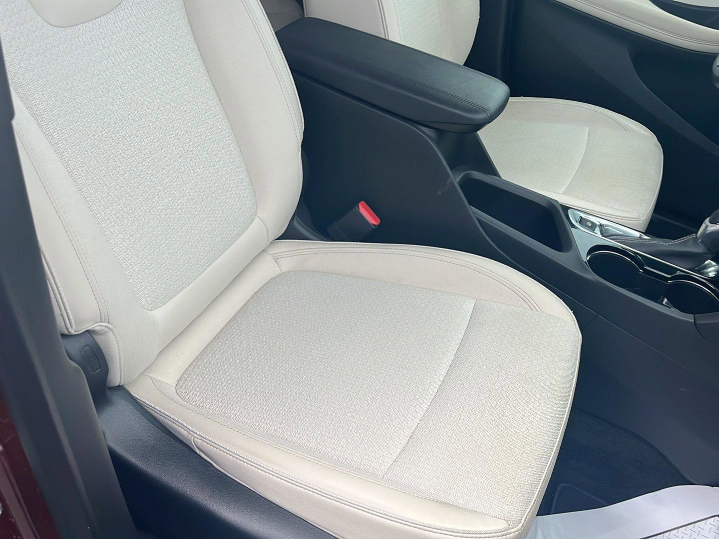 Used 2020 Buick Encore GX Preferred w/ Cold Weather Comfort Package AWD/4WD image 30