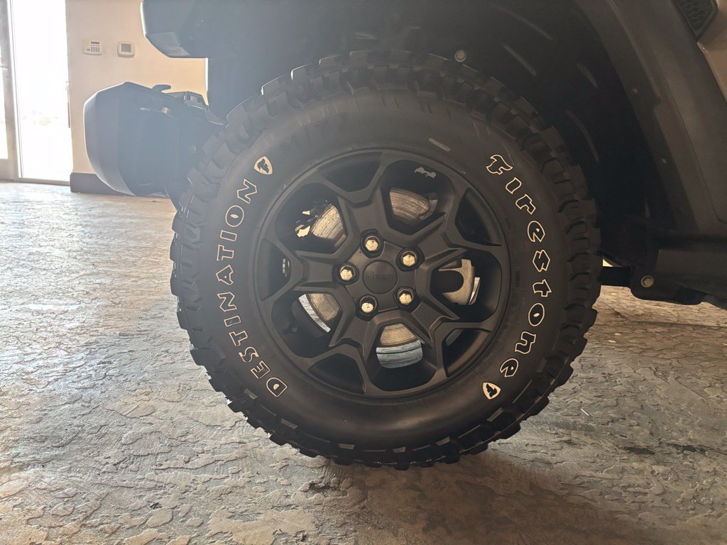 Used 2023 Jeep Wrangler Unlimited AWD/4WD image 24