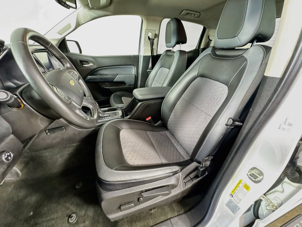 Used 2015 Chevrolet Colorado Z71 AWD/4WD image 25