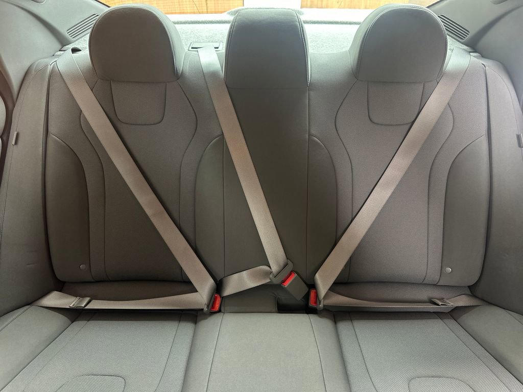 Used 2025 Hyundai Elantra SE w/ Cargo Package image 28