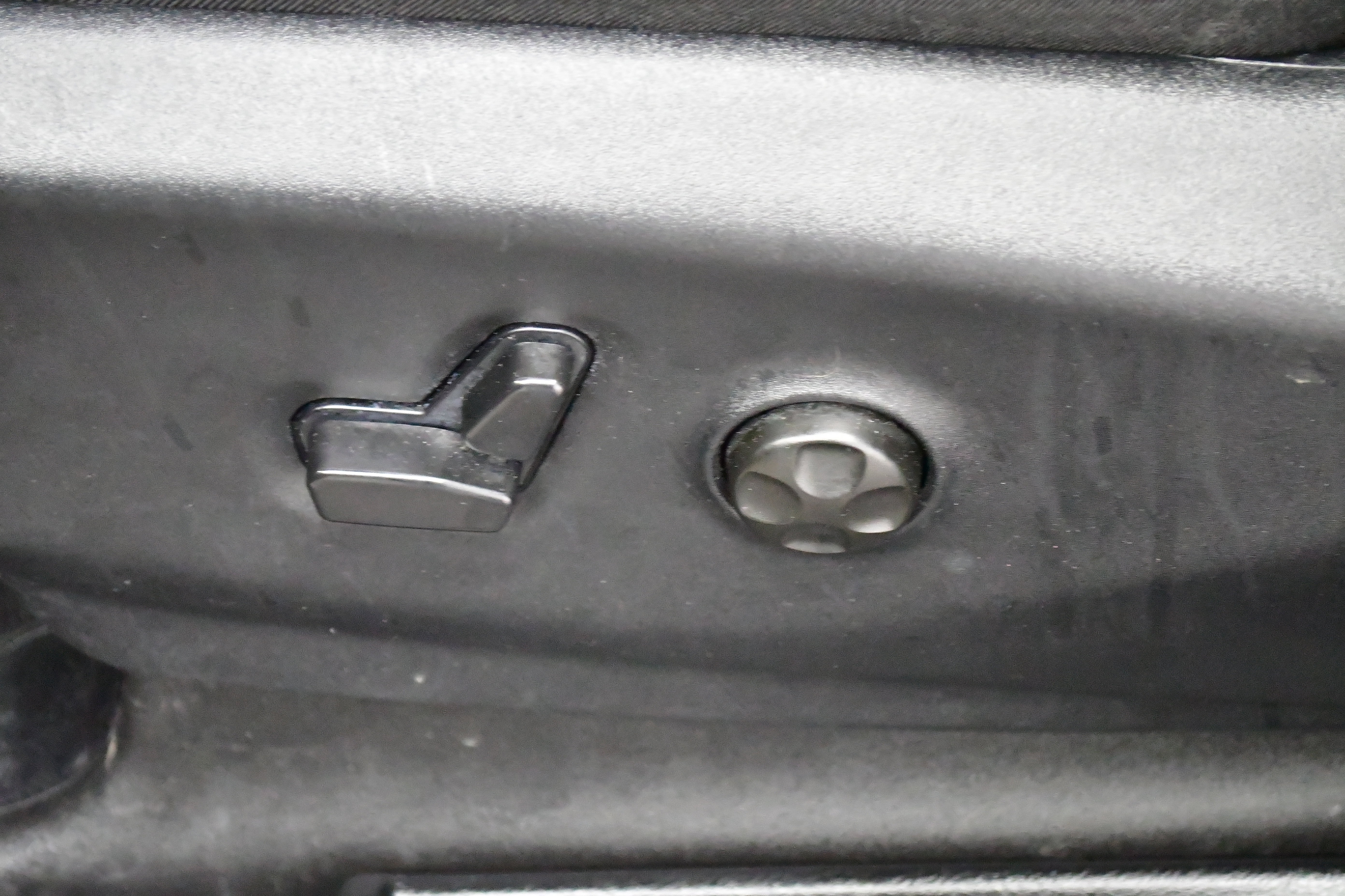 Used 2025 Chrysler Pacifica Select FWD image 15