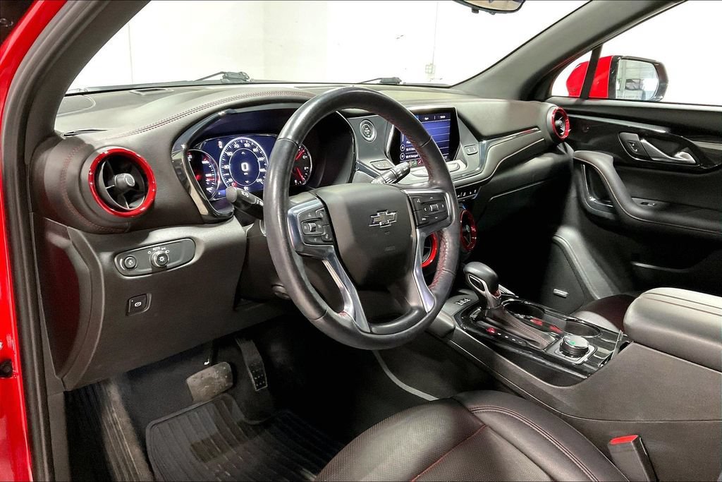 Used 2022 Chevrolet Blazer RS w/ Enhanced Convenience Package FWD image 16