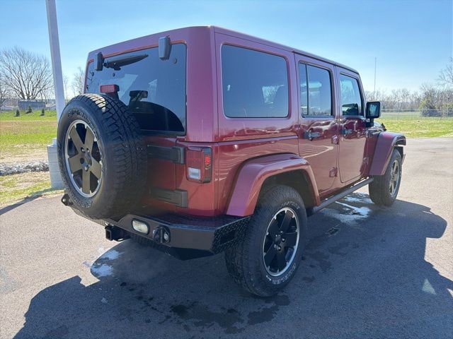 Used 2012 Jeep Wrangler Unlimited Sahara AWD/4WD image 8