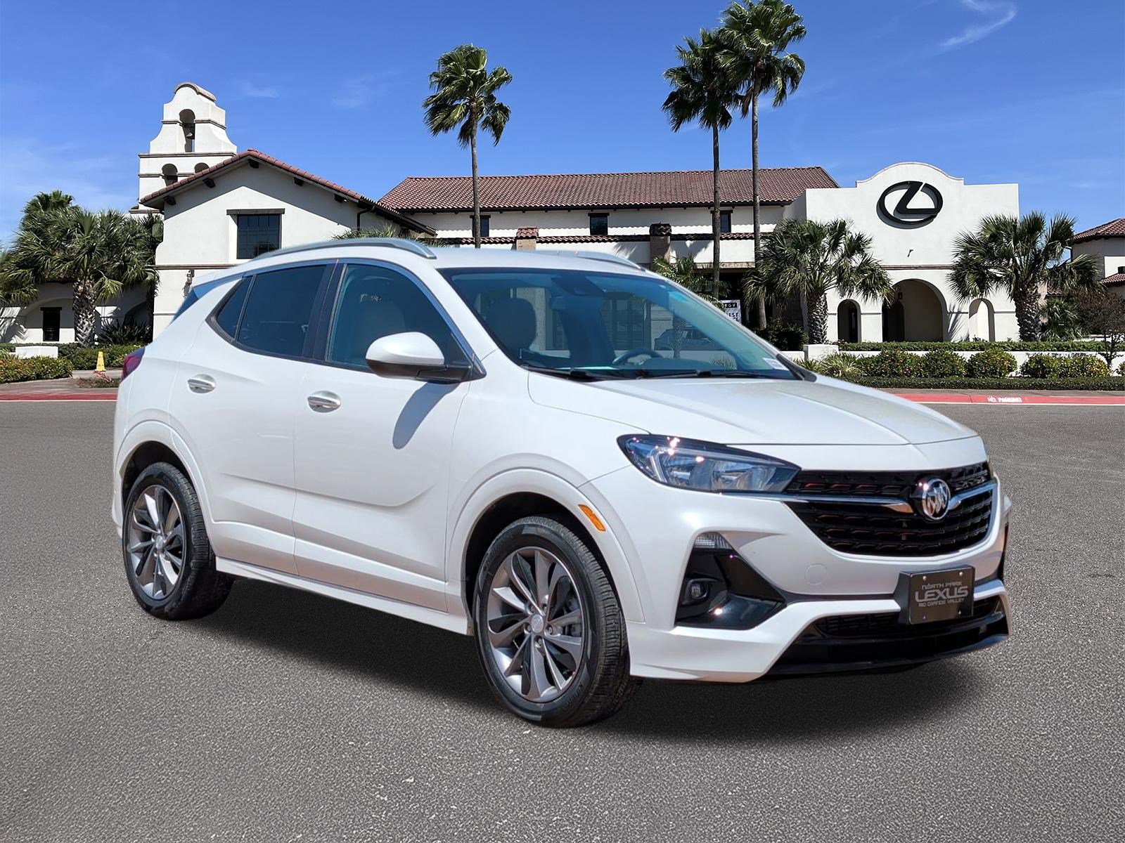 Used 2022 Buick Encore GX Select w/ Sport Touring Package image 1