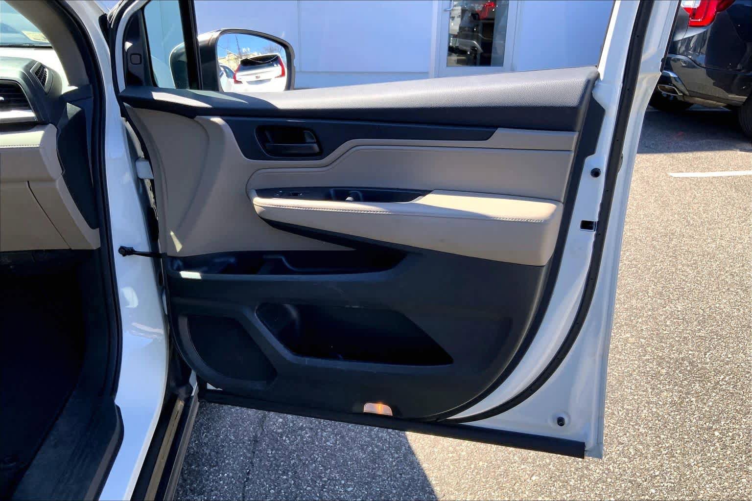 Used 2020 Honda Odyssey EX image 22