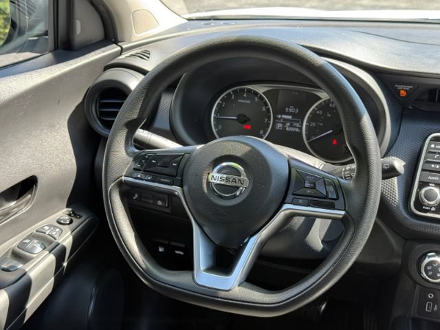 Used 2021 Nissan Kicks S FWD image 7