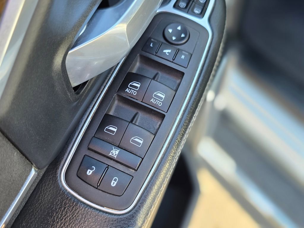 Used 2024 RAM 2500 Laramie w/ Cold Weather Group AWD/4WD image 22