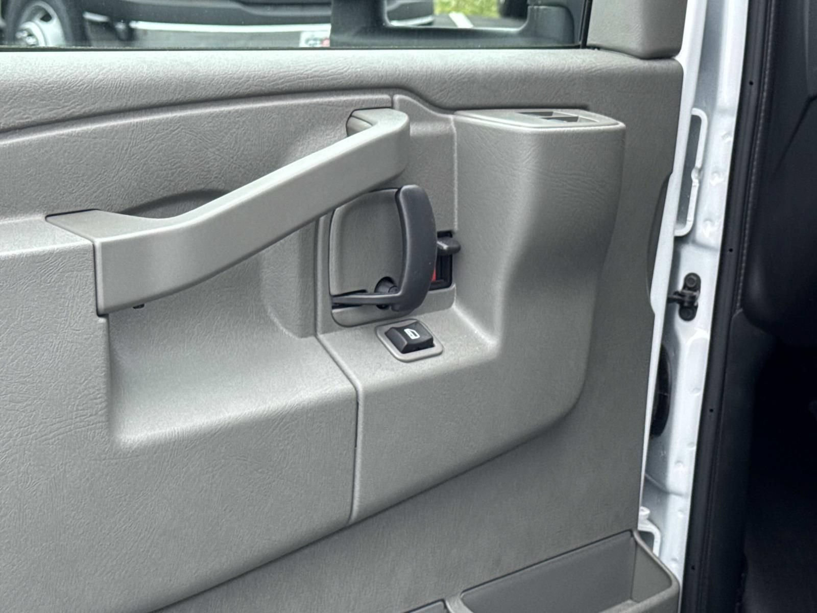 New 2026 Chevrolet Express 3500 w/ Power Convenience Package RWD image 16