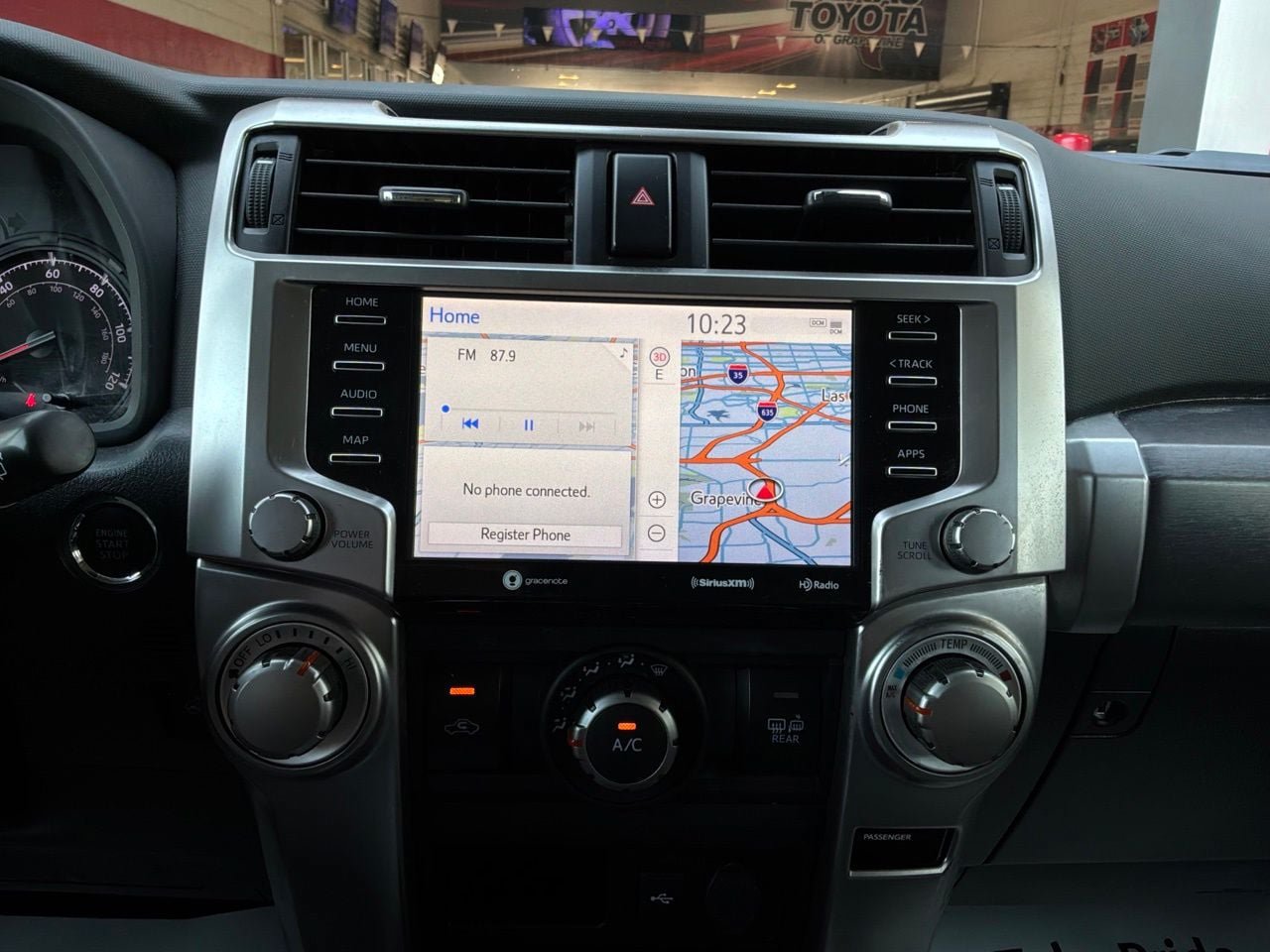 Used 2023 Toyota 4Runner SR5 Premium w/ Moonroof Package RWD image 30