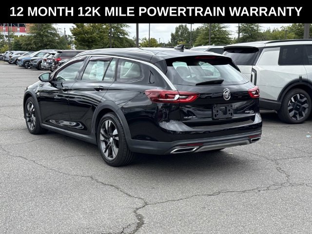 Used 2018 Buick Regal Essence w/ Sights and Sounds Package AWD/4WD image 4