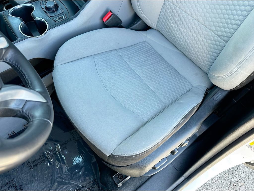 Used 2019 GMC Terrain SLE w/ Driver Convenience Package image 18