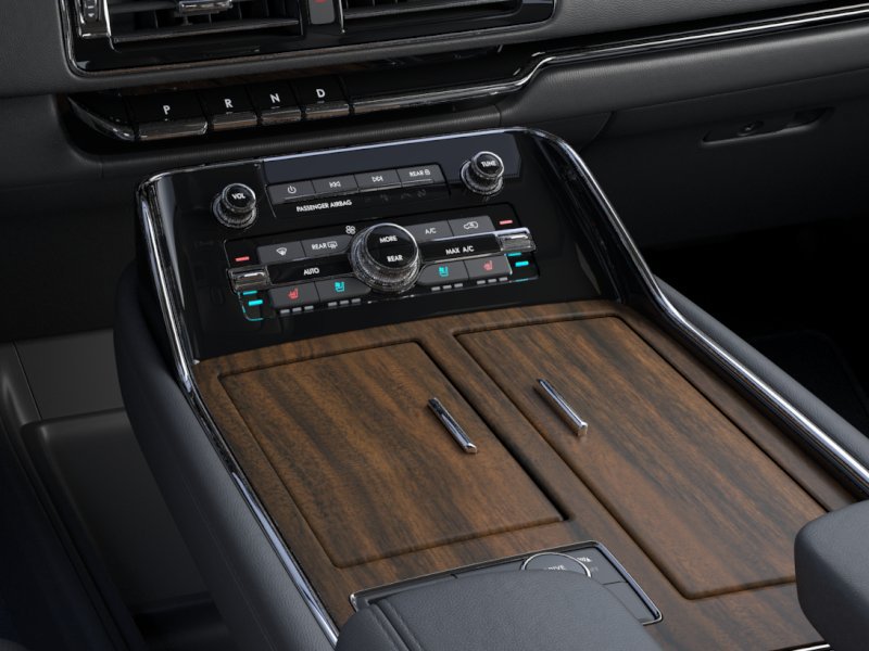 New 2024 Lincoln Navigator Reserve AWD/4WD image 15