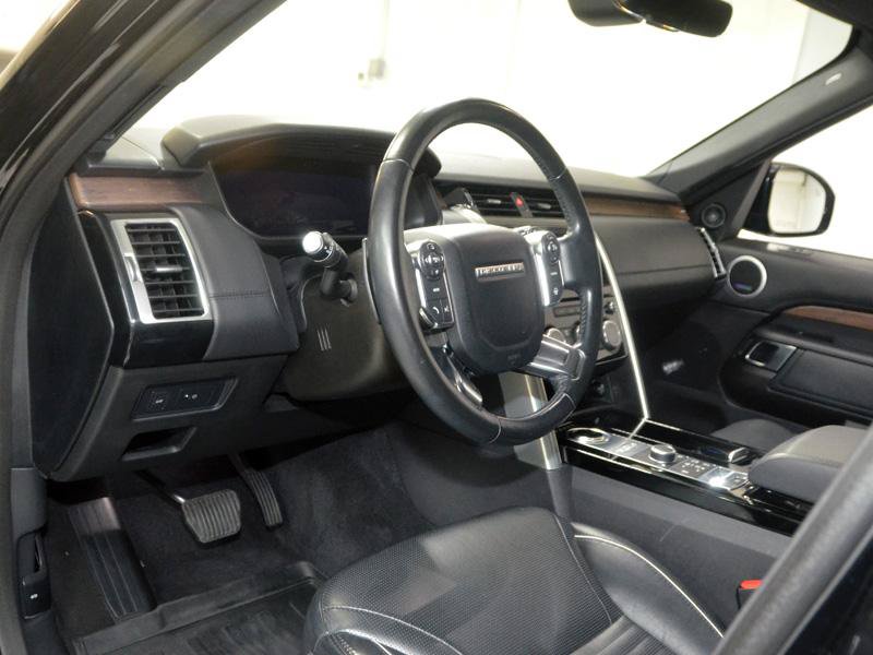 Used 2018 Land Rover Discovery HSE Luxury AWD/4WD image 19