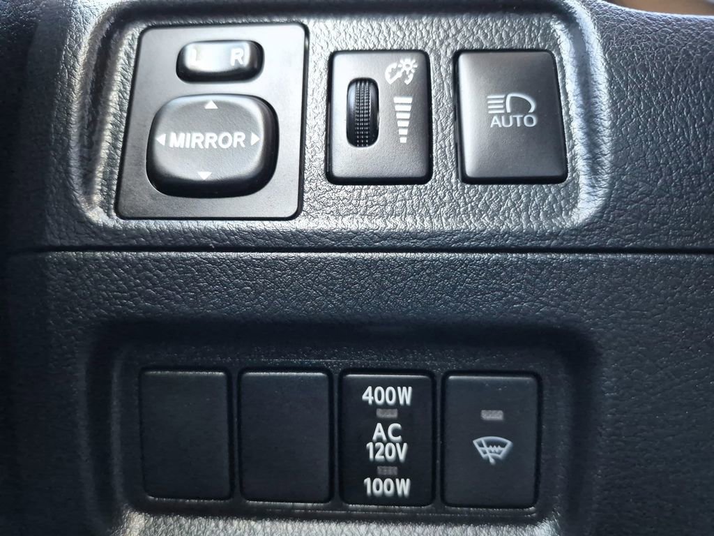 Used 2024 Toyota 4Runner TRD Off-Road image 25