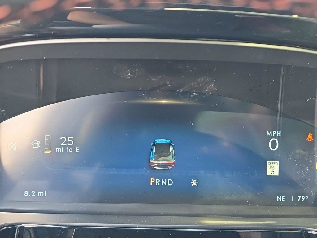 New 2025 Lincoln Corsair Reserve w/ Equipment Group 202A image 31