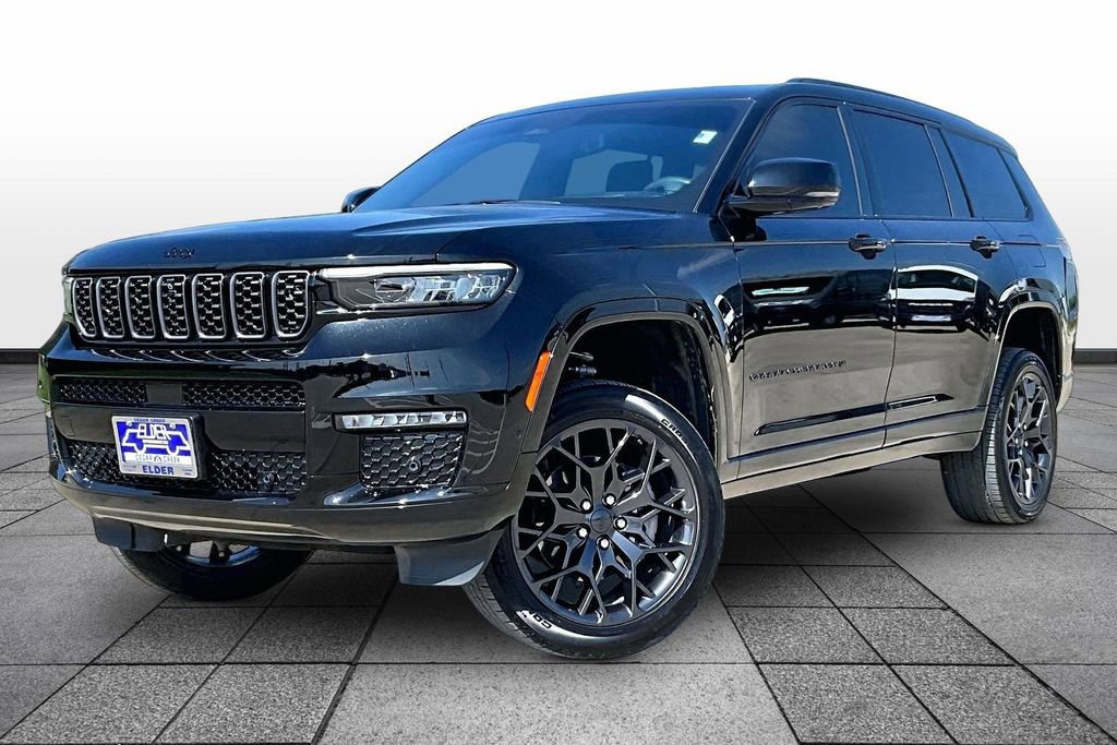 Used 2025 Jeep Grand Cherokee L Summit AWD/4WD image 2
