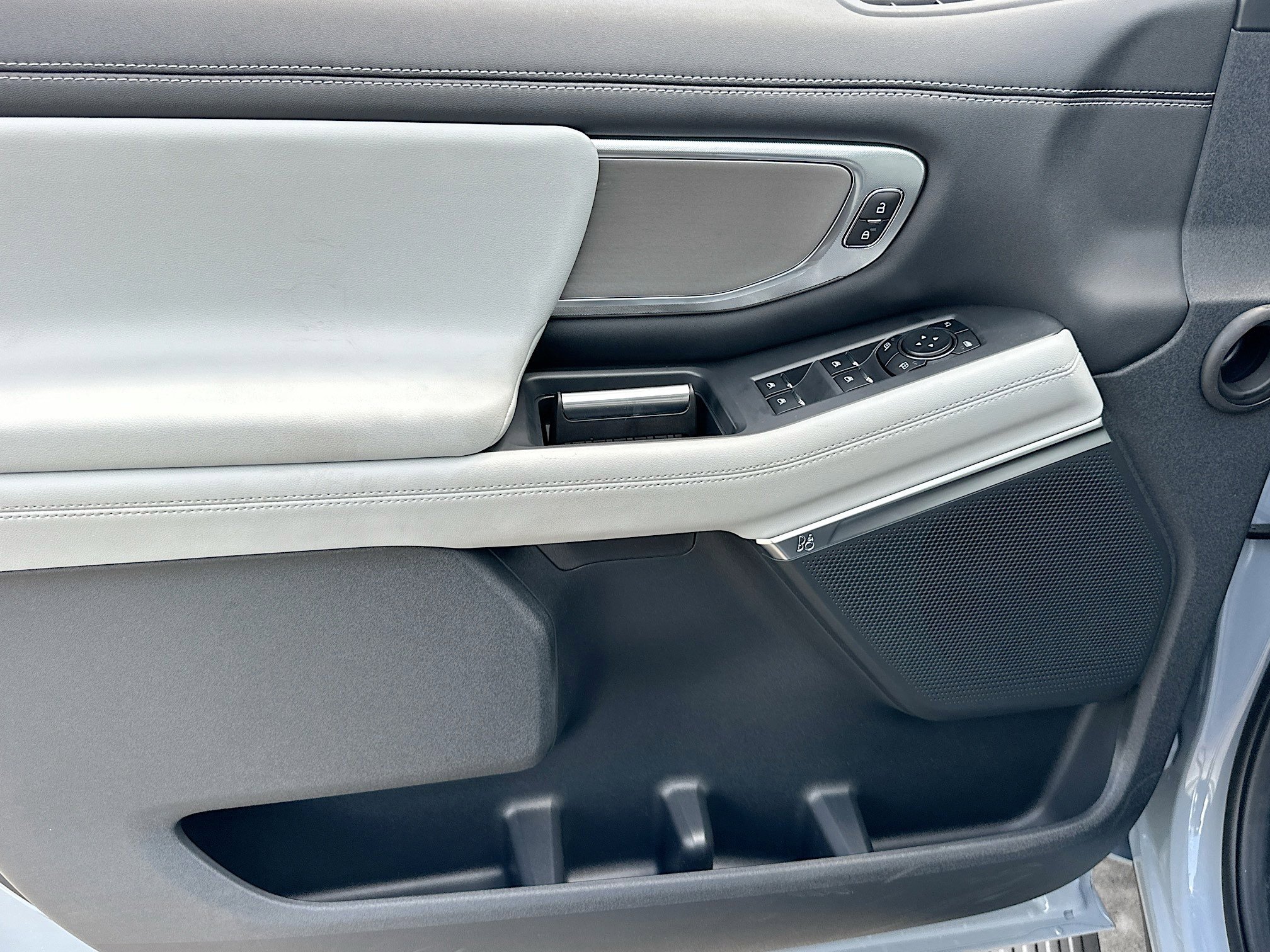 New 2026 Ford Expedition Max Platinum image 13