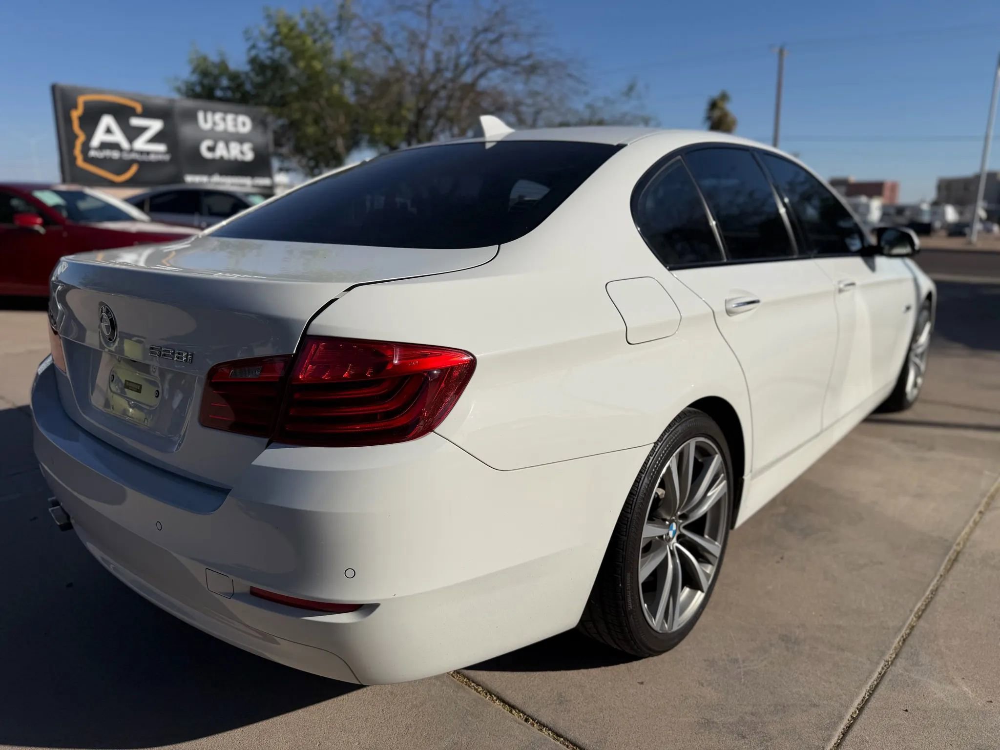 Used 2016 BMW 528i Sedan image 8