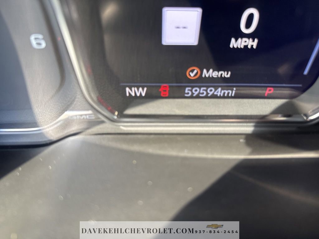 Used 2021 GMC Yukon XL SLT w/ SLT Premium Package image 18