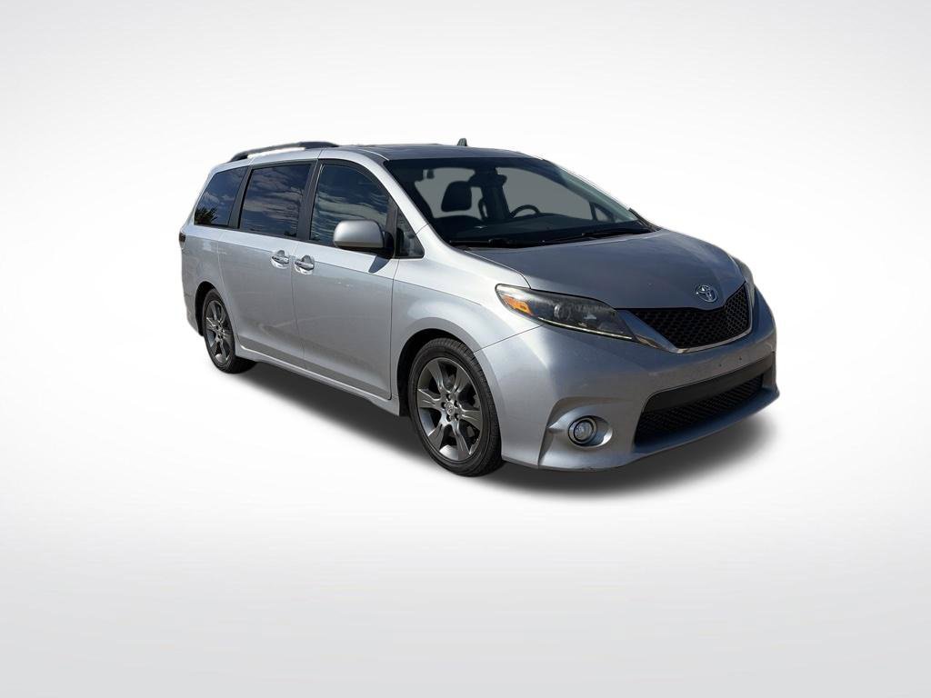 Used 2015 Toyota Sienna SE Premium FWD image 7
