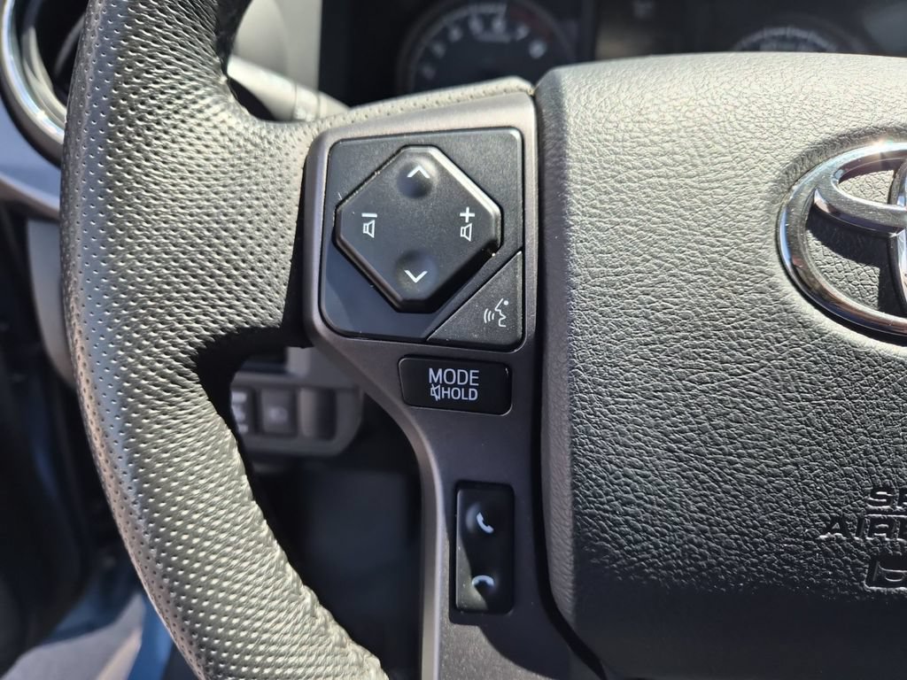 Used 2019 Toyota Tacoma TRD Sport w/ Technology Package RWD image 20